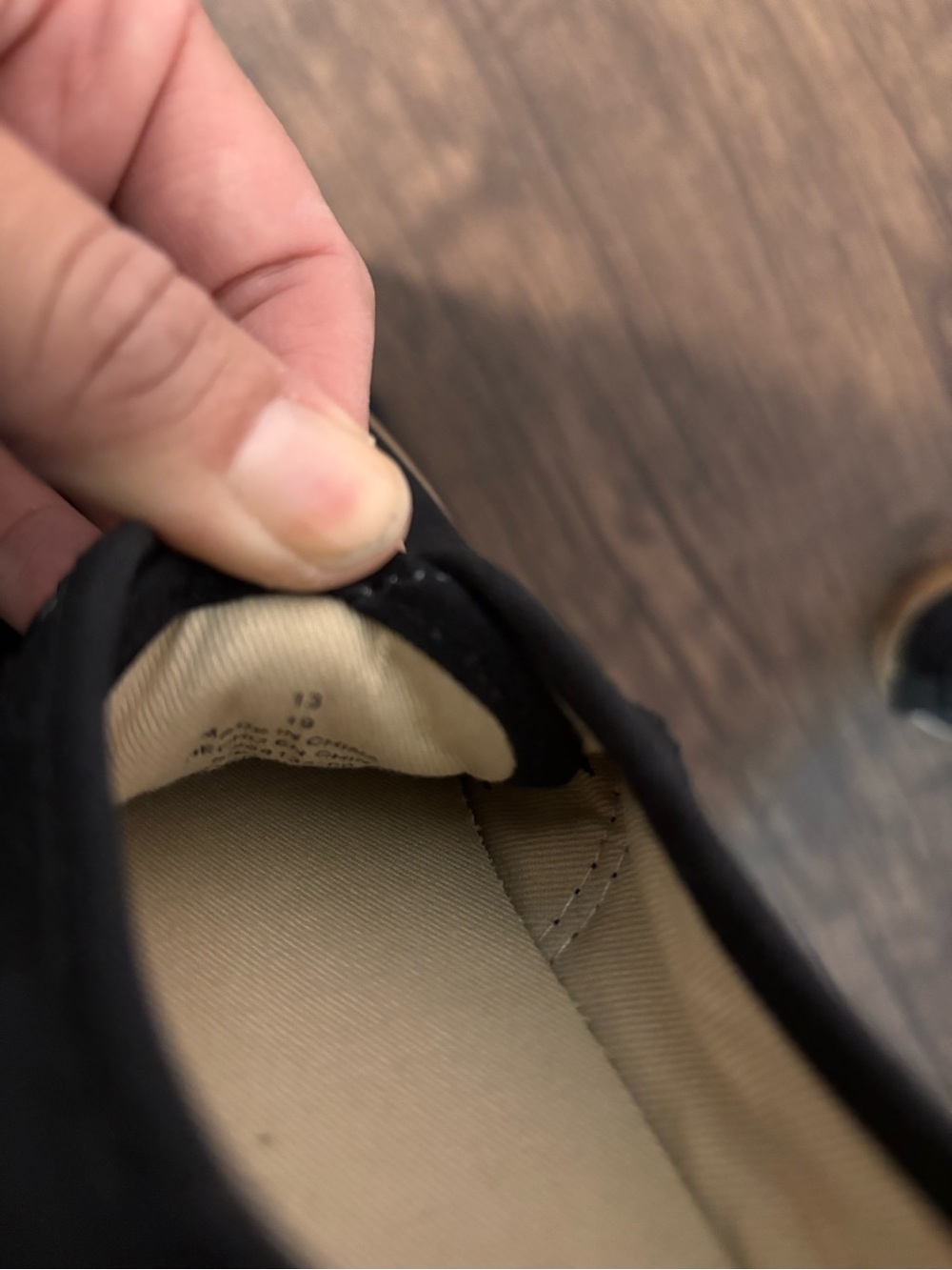 New Old Navy toddler shoes size 13 - Picture 3 of 3